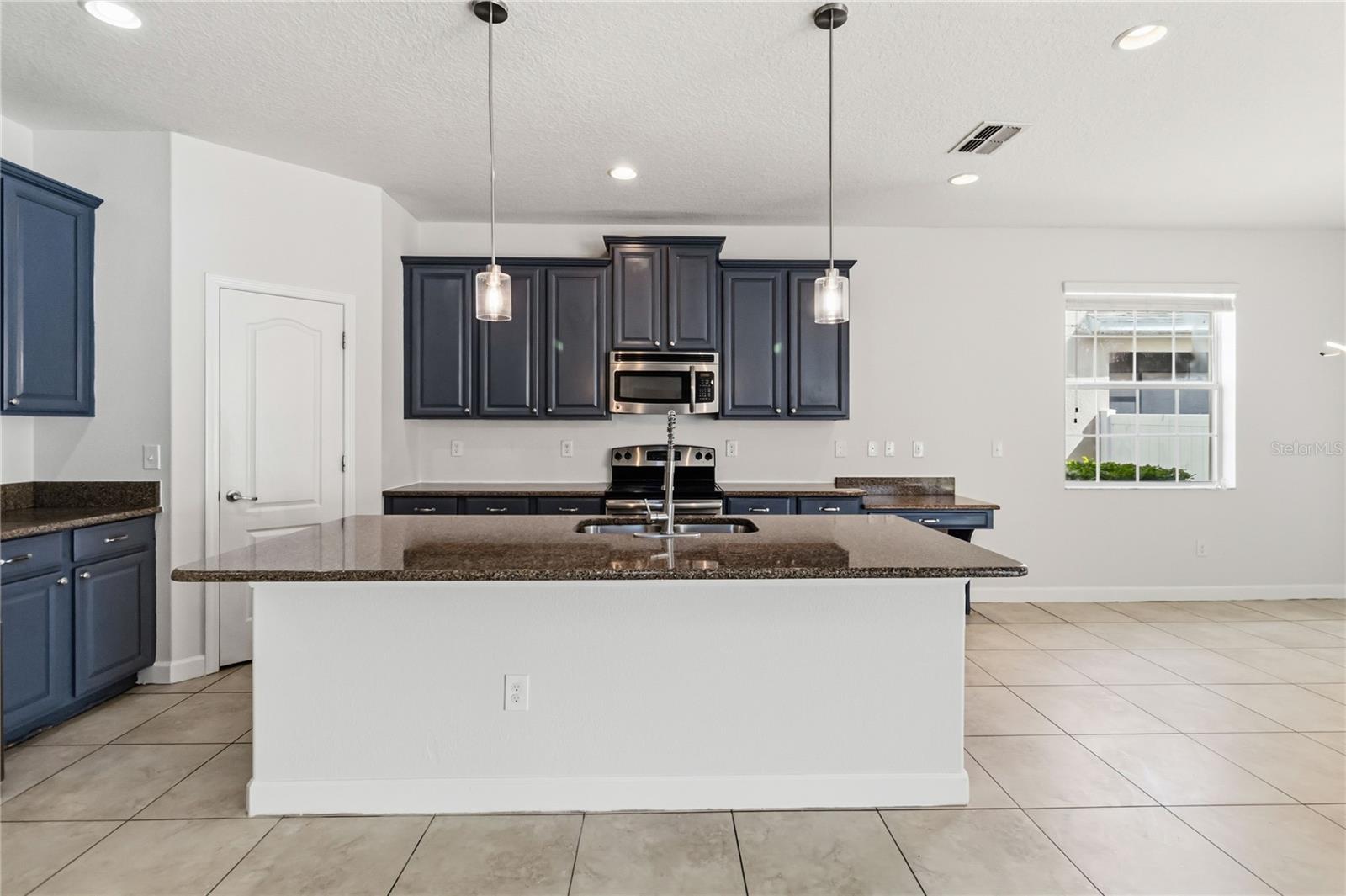 3209 BAYFLOWER AVE, ST CLOUD, FL, 34773