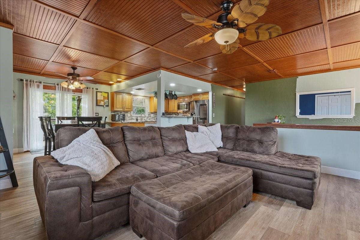 1314 OLEANDER DR, TARPON SPRINGS, FL, 34689