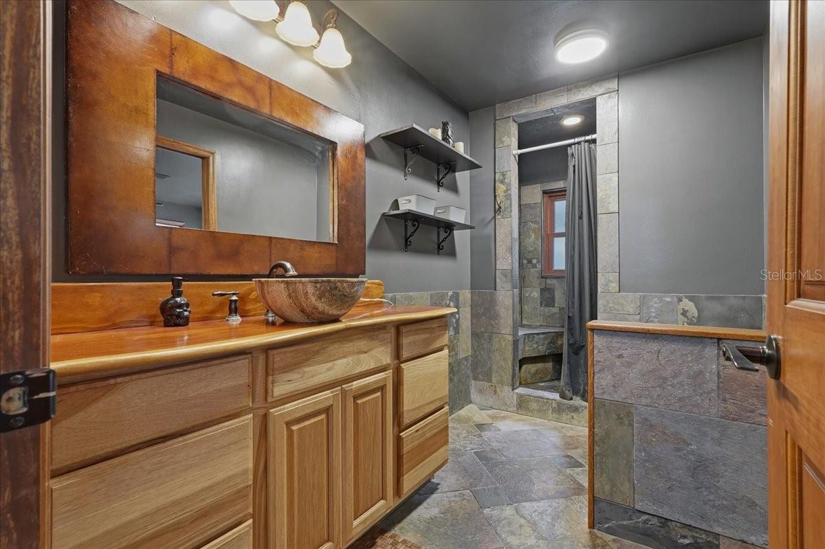 1314 OLEANDER DR, TARPON SPRINGS, FL, 34689