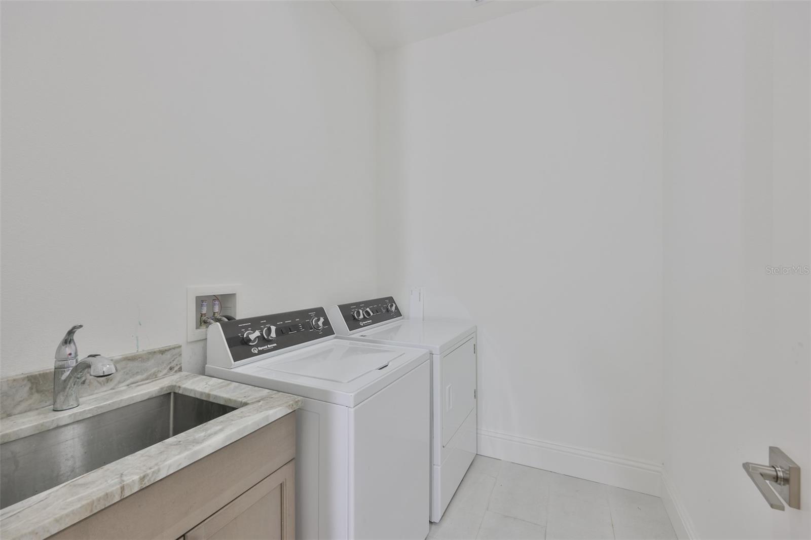 7835 HIDDEN CREEK LOOP #102, BRADENTON, FL, 34202