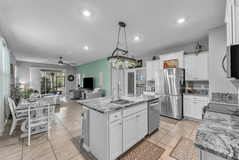 8045 PENROSE PL, WILDWOOD, FL, 34785