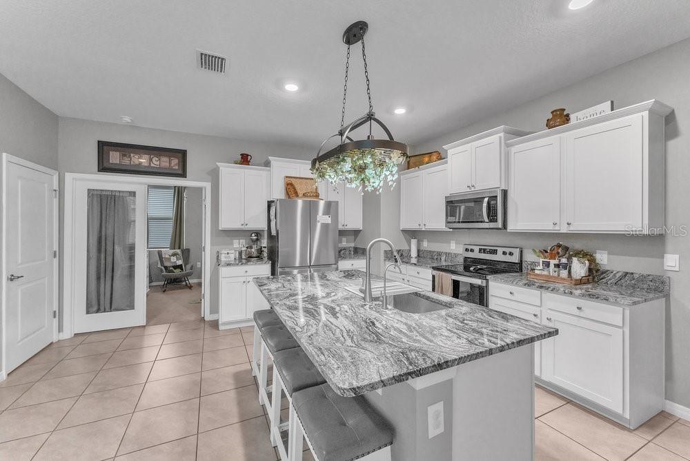 8045 PENROSE PL, WILDWOOD, FL, 34785