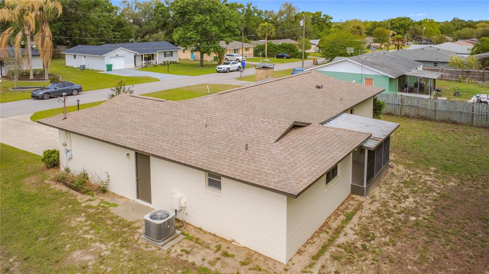 615 THIRD AVE, LADY LAKE, FL, 32159