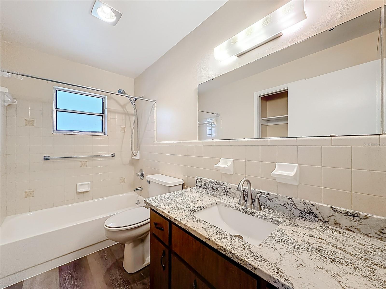 615 THIRD AVE, LADY LAKE, FL, 32159