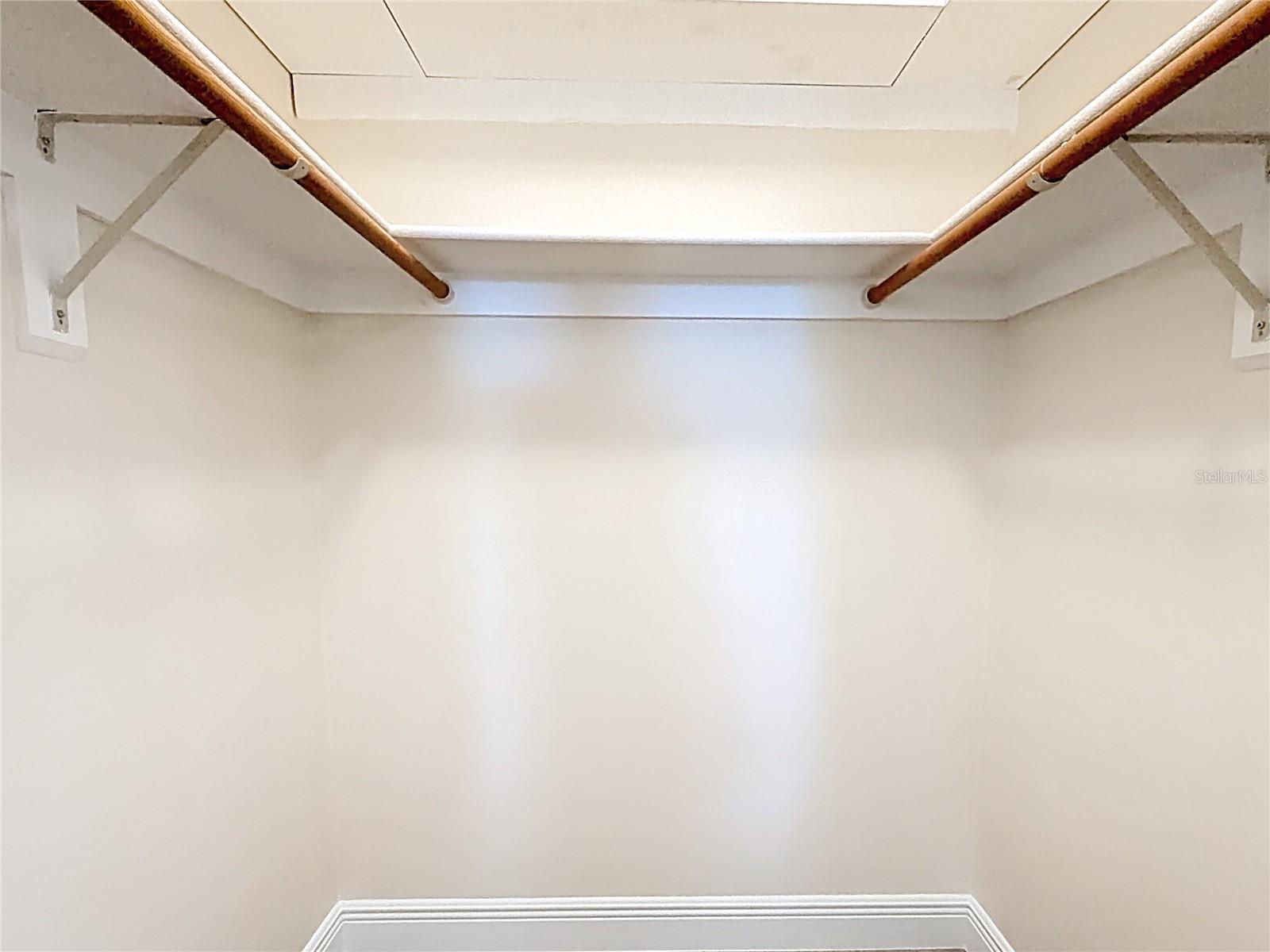 615 THIRD AVE, LADY LAKE, FL, 32159