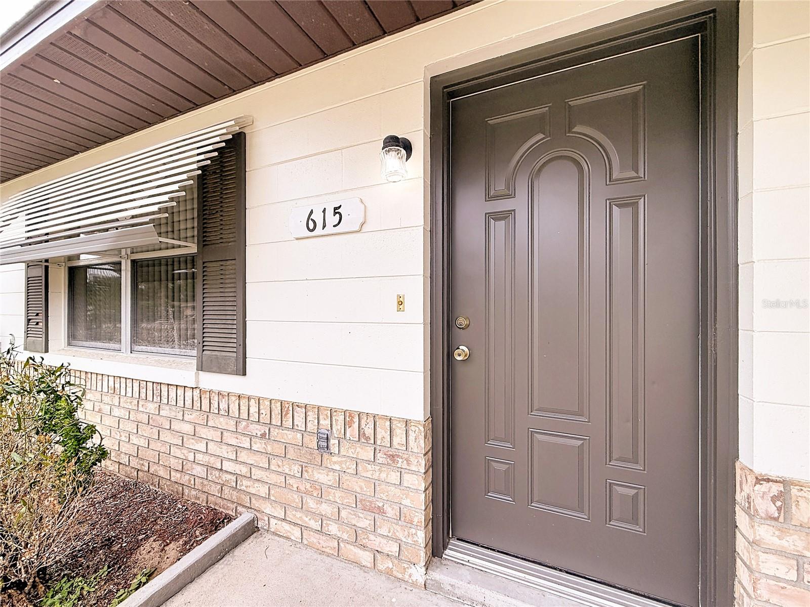 615 THIRD AVE, LADY LAKE, FL, 32159