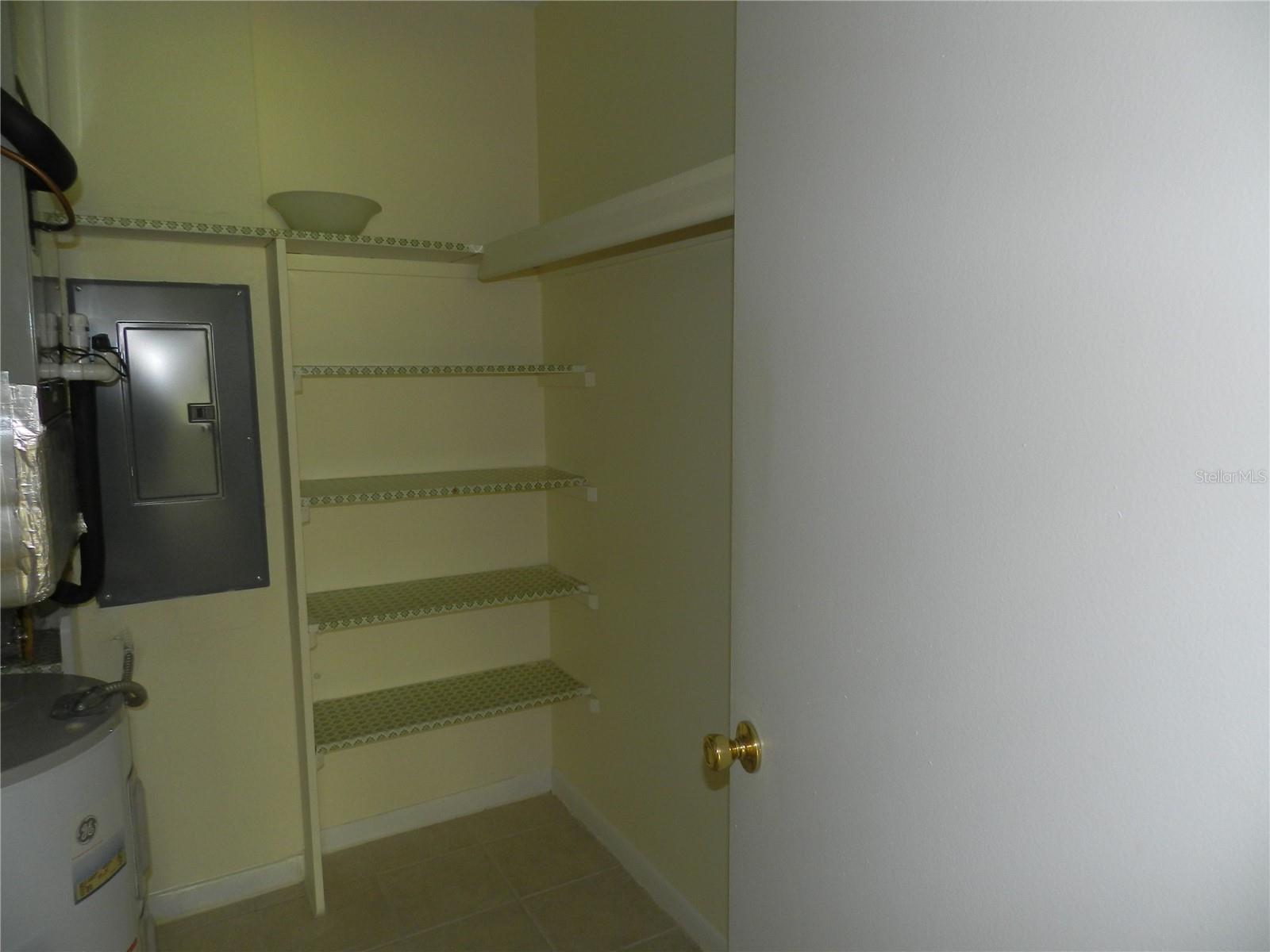 HARBOUR CLUB CONDO 1, BELLEAIR BLUFFS, FL, 33770