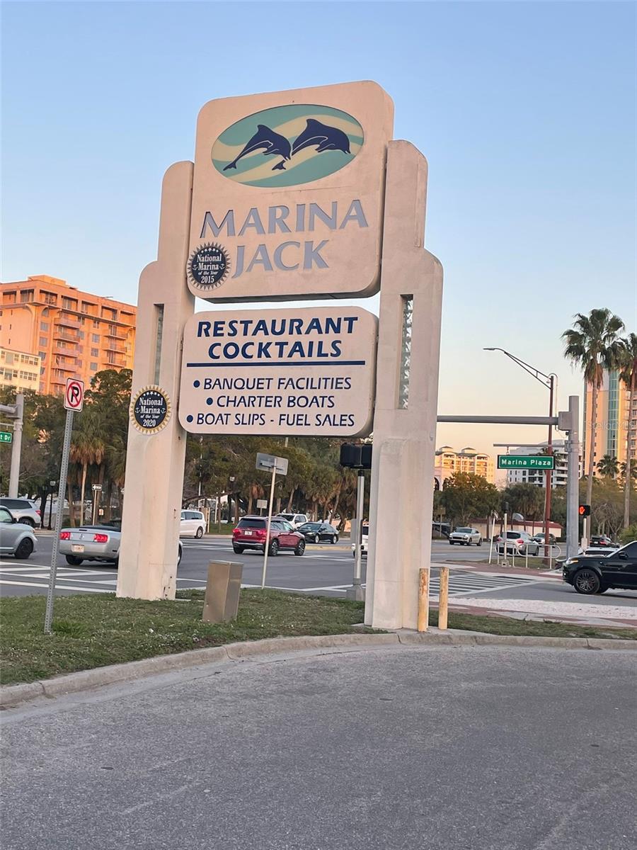 828 S TUTTLE AVE #B, SARASOTA, FL, 34237