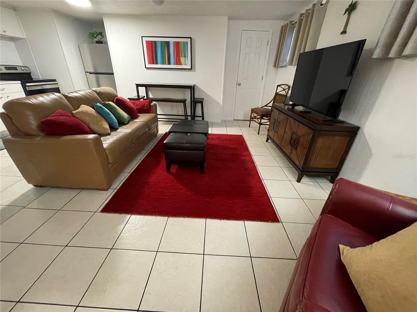 828 S TUTTLE AVE #B, SARASOTA, FL, 34237