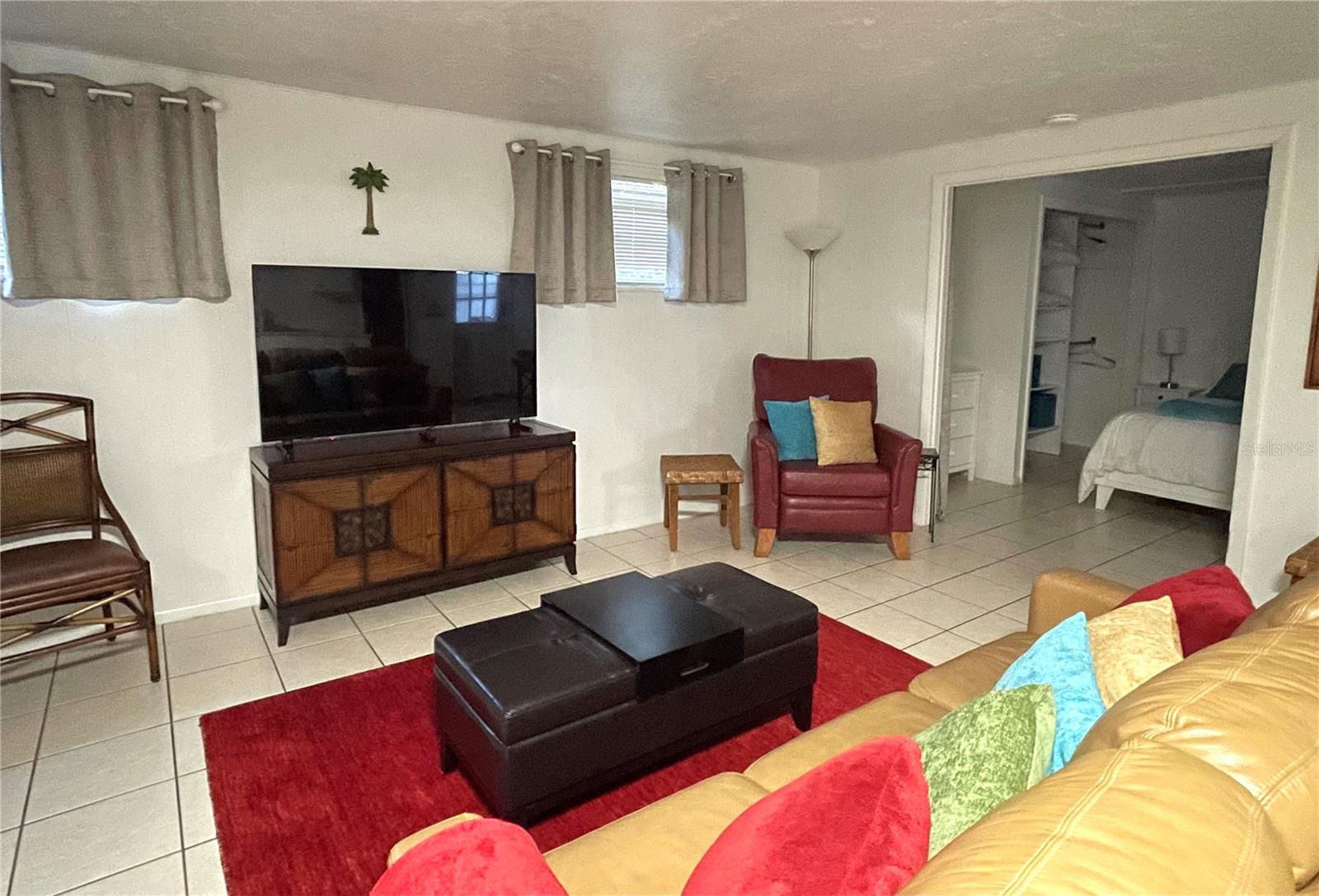 828 S TUTTLE AVE #B, SARASOTA, FL, 34237