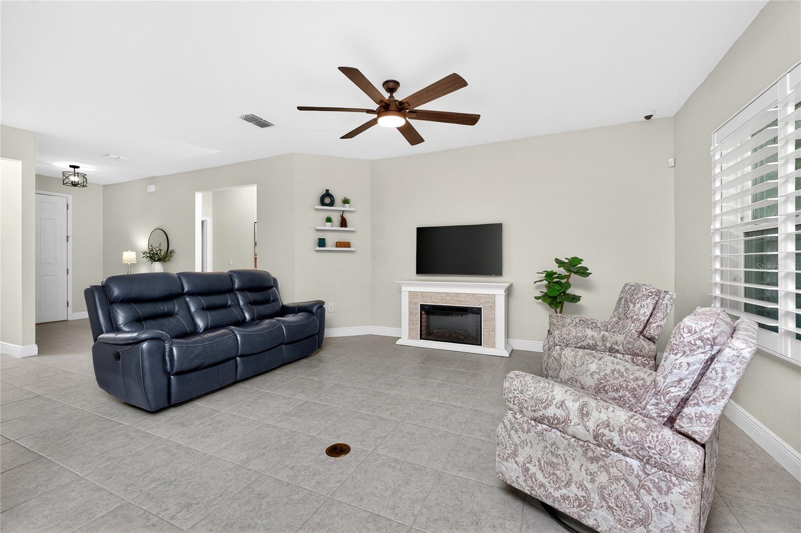 27366 DEEP CREEK BLVD, PUNTA GORDA, FL, 33983