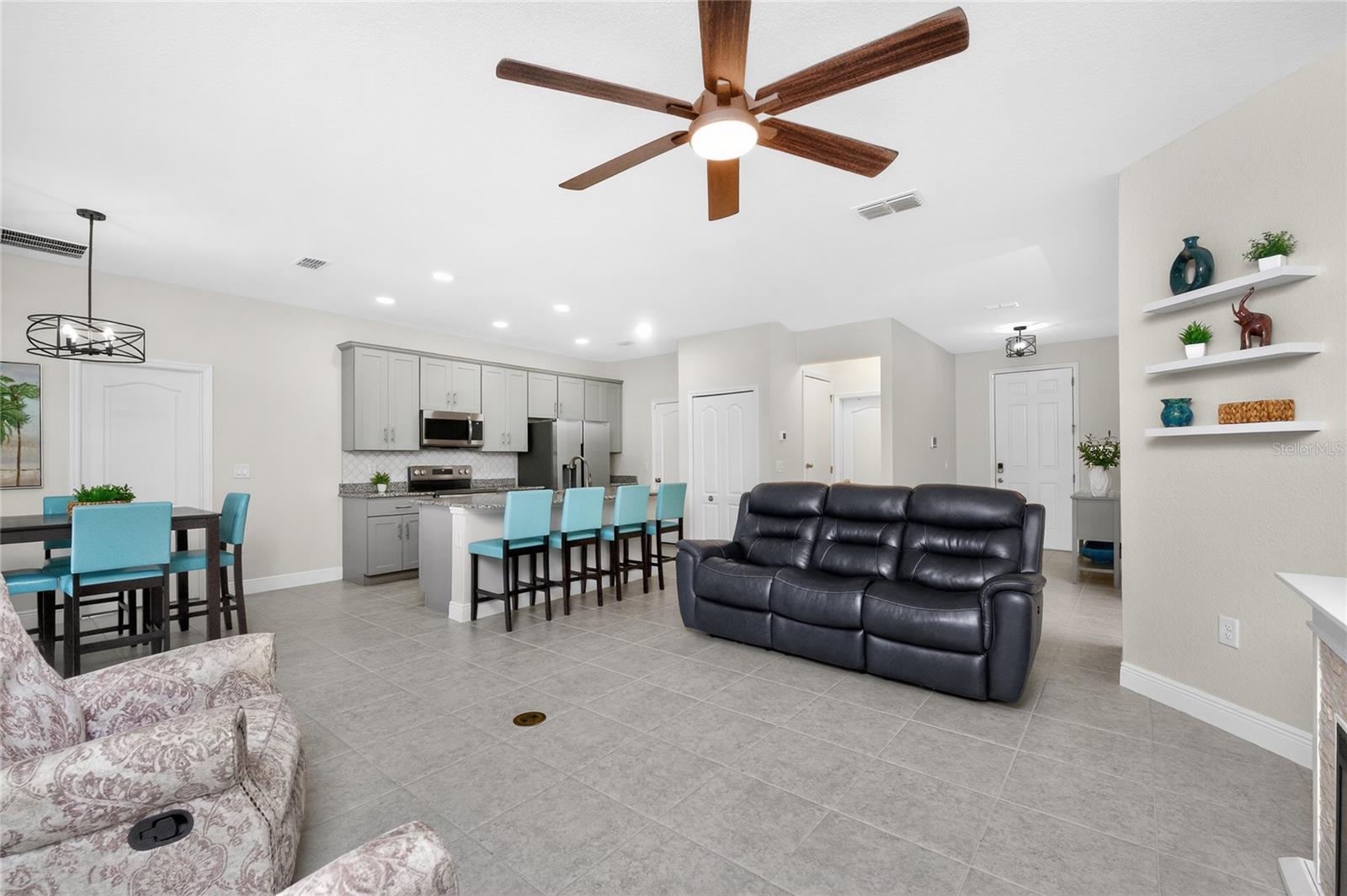 27366 DEEP CREEK BLVD, PUNTA GORDA, FL, 33983
