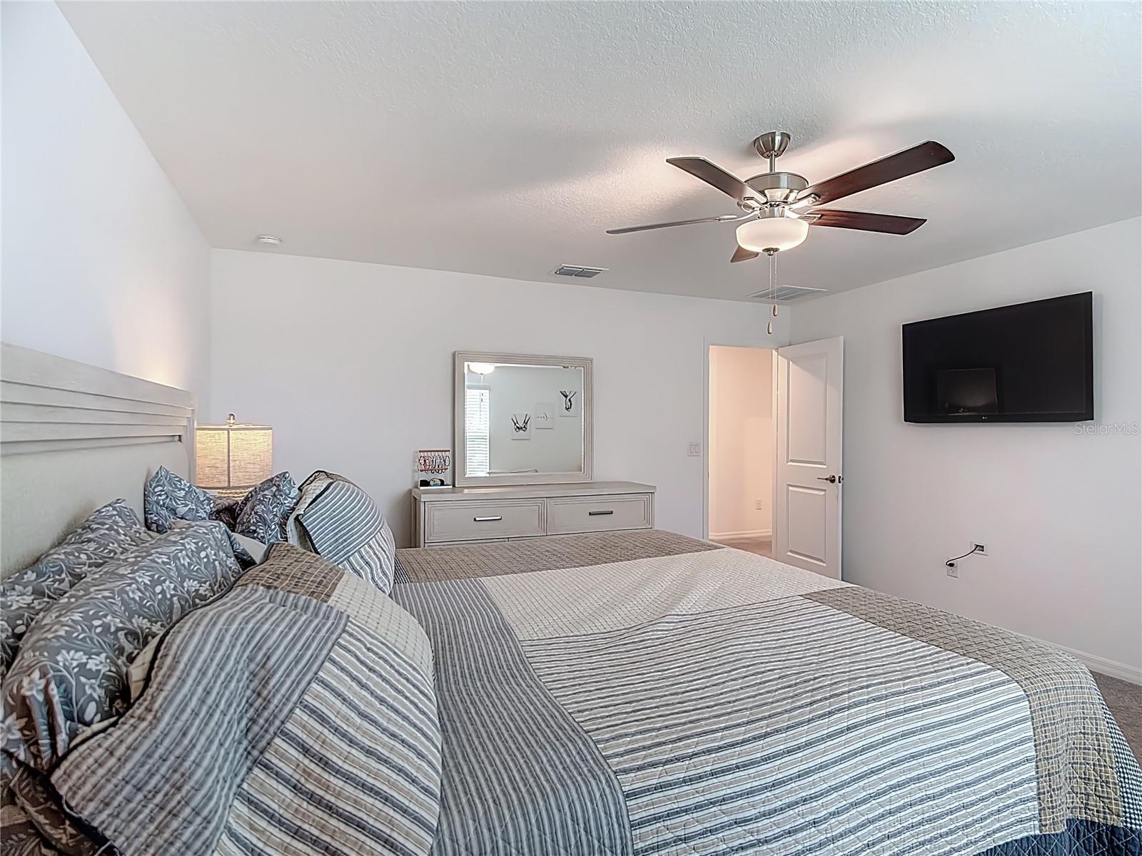 1699 RED LOOP, LAKELAND, FL, 33801