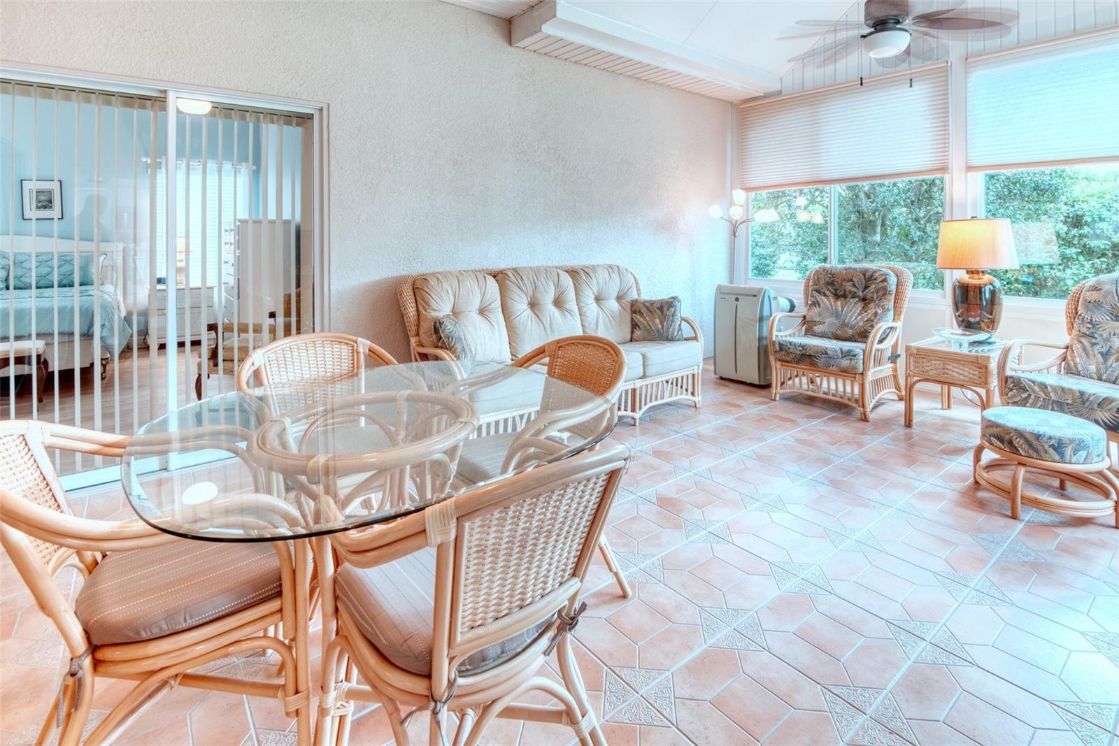 100 MERIDIAN AVE, POINCIANA, FL, 34759