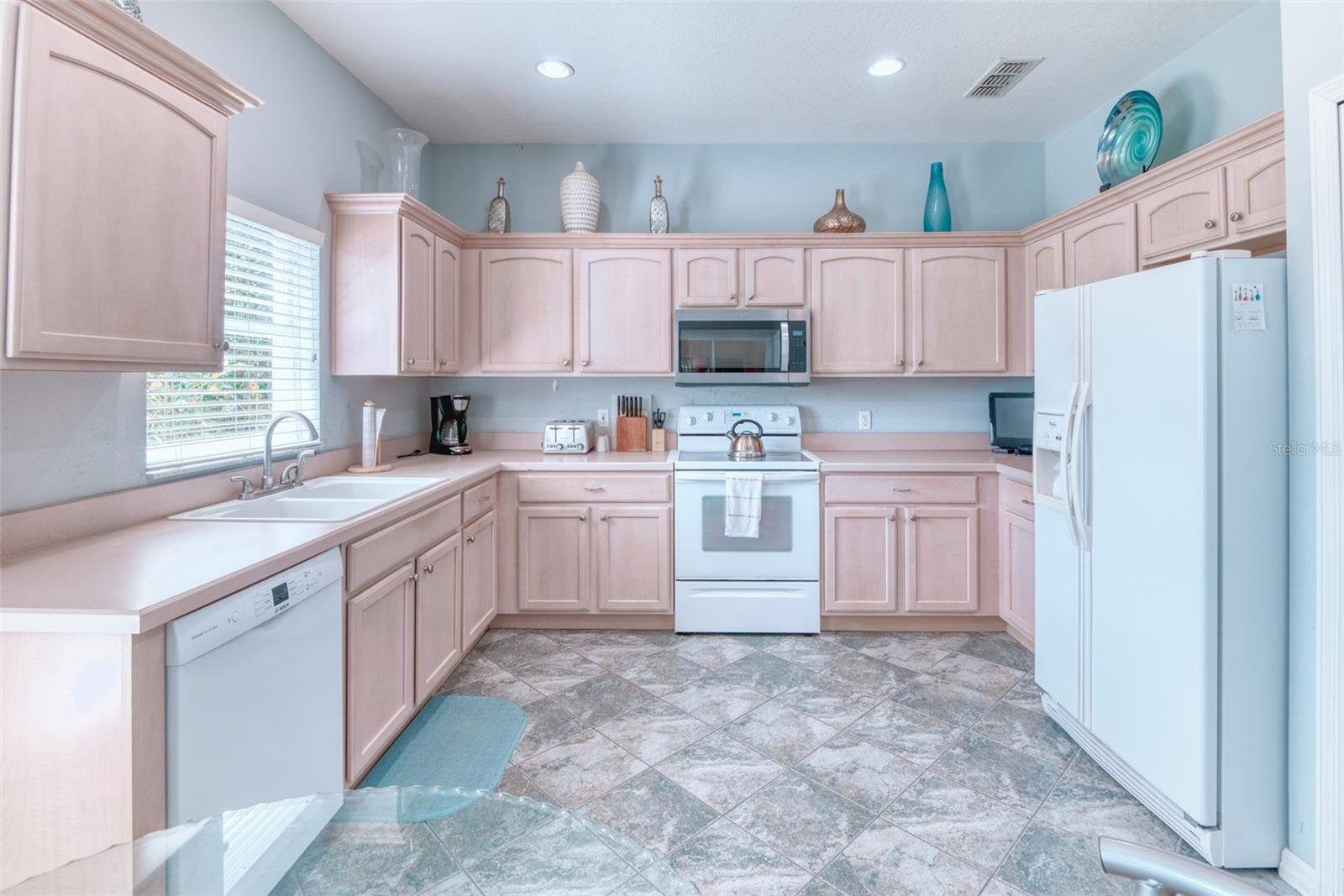 100 MERIDIAN AVE, POINCIANA, FL, 34759