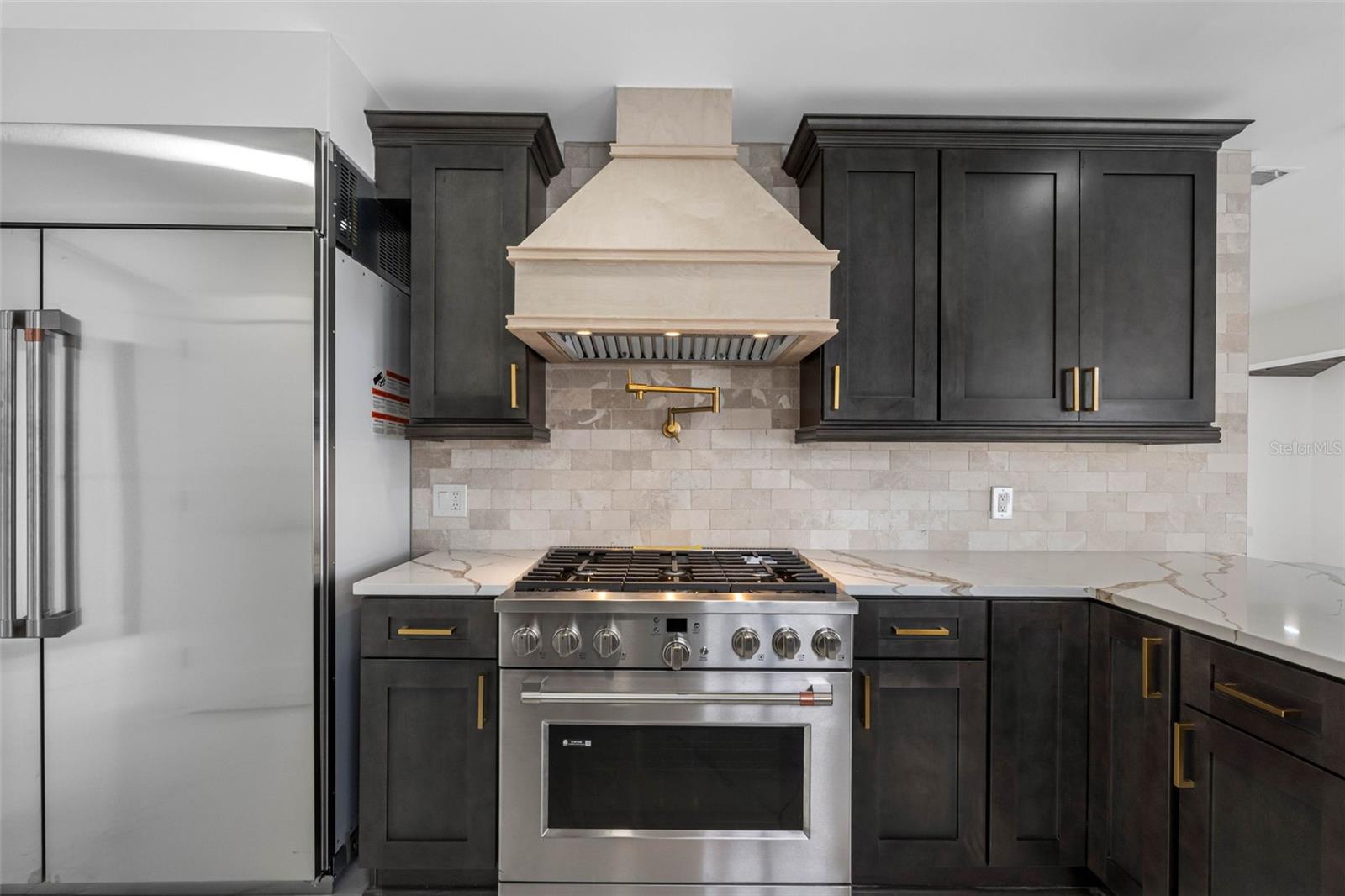 520 115TH AVE, TREASURE ISLAND, FL, 33706