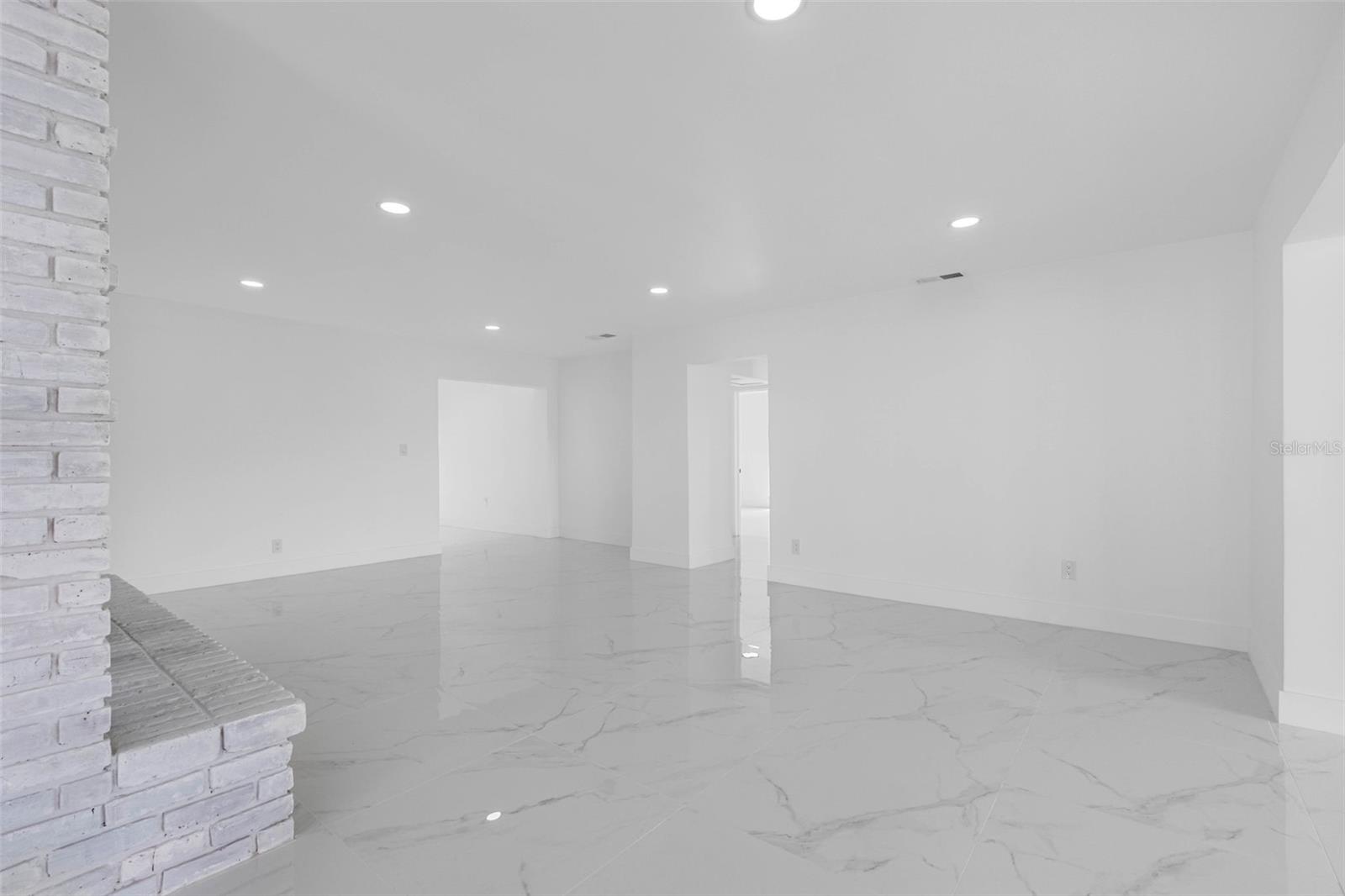 520 115TH AVE, TREASURE ISLAND, FL, 33706