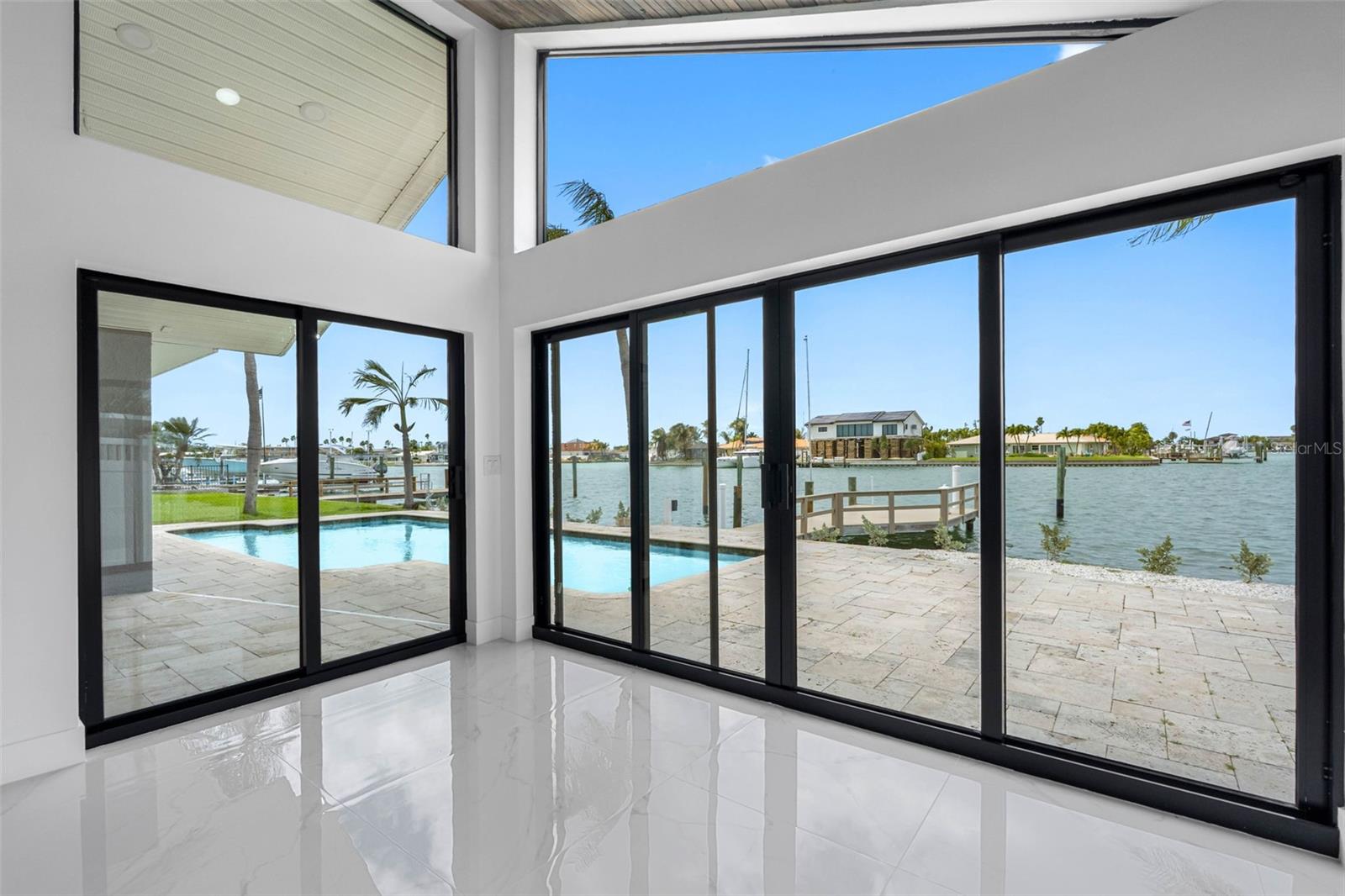520 115TH AVE, TREASURE ISLAND, FL, 33706
