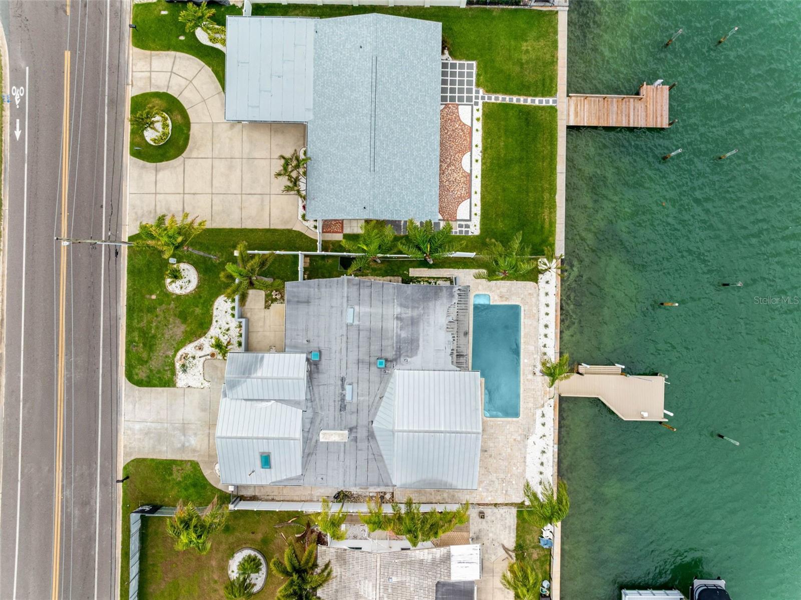 520 115TH AVE, TREASURE ISLAND, FL, 33706