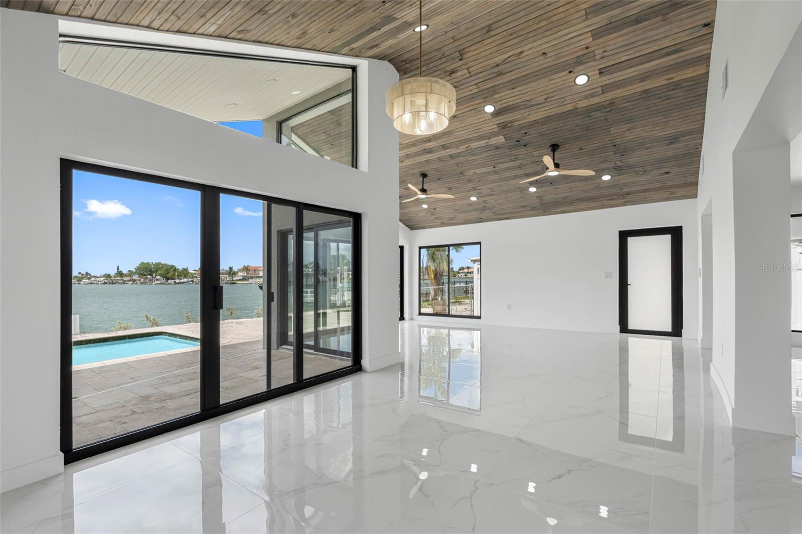 520 115TH AVE, TREASURE ISLAND, FL, 33706