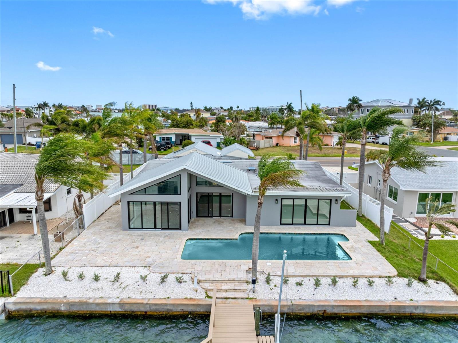 520 115TH AVE, TREASURE ISLAND, FL, 33706