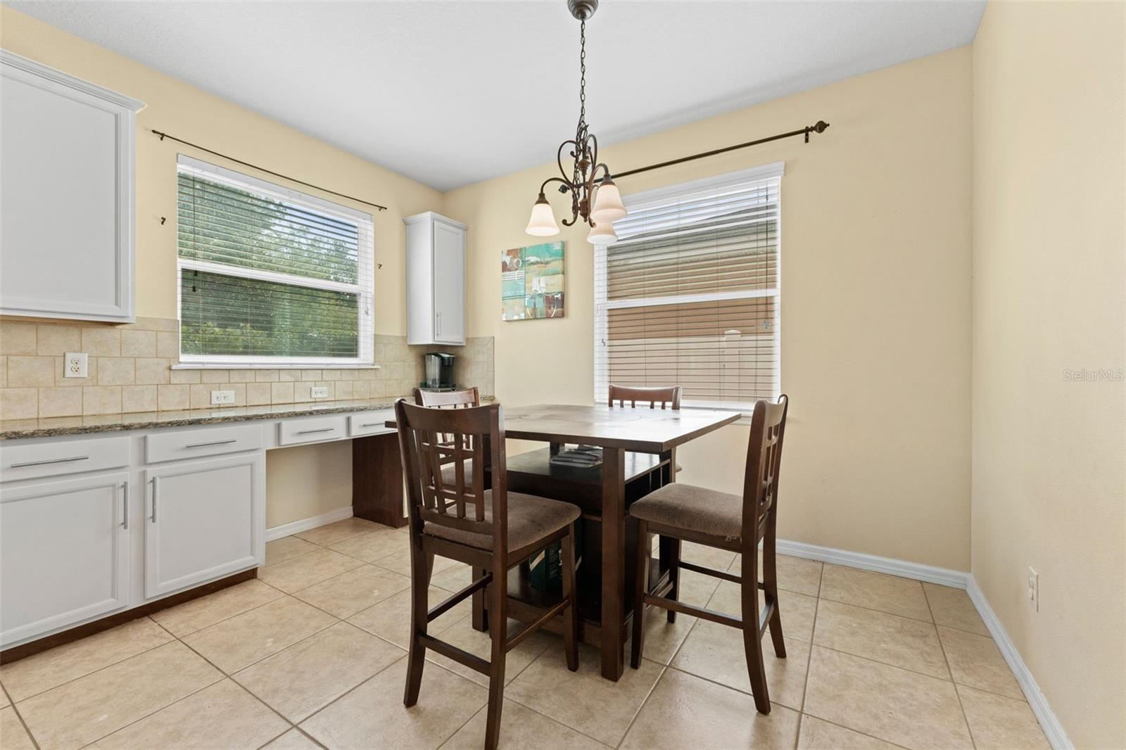 Dinette area in Kitchen
