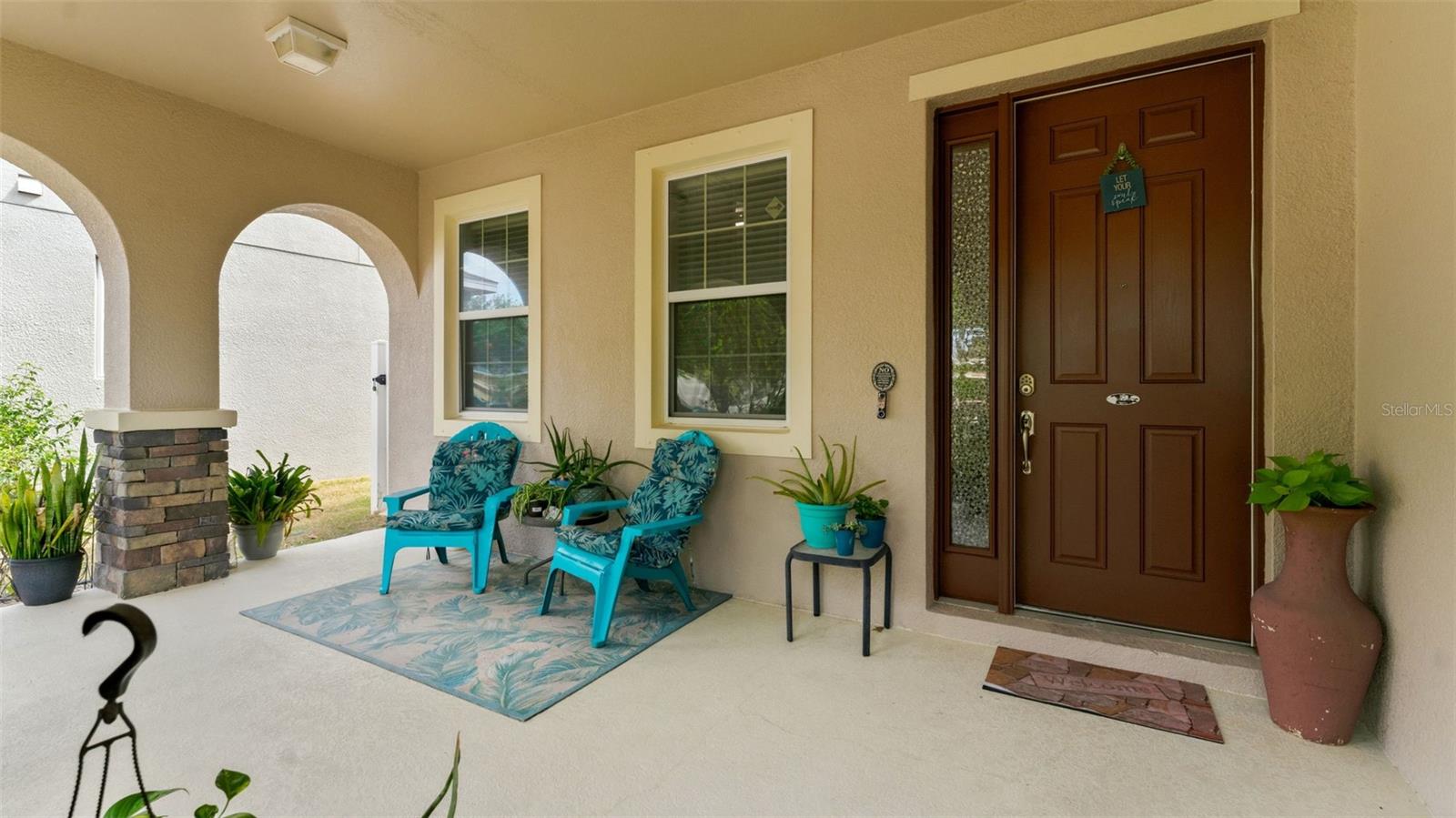Front Porch/Seating Area