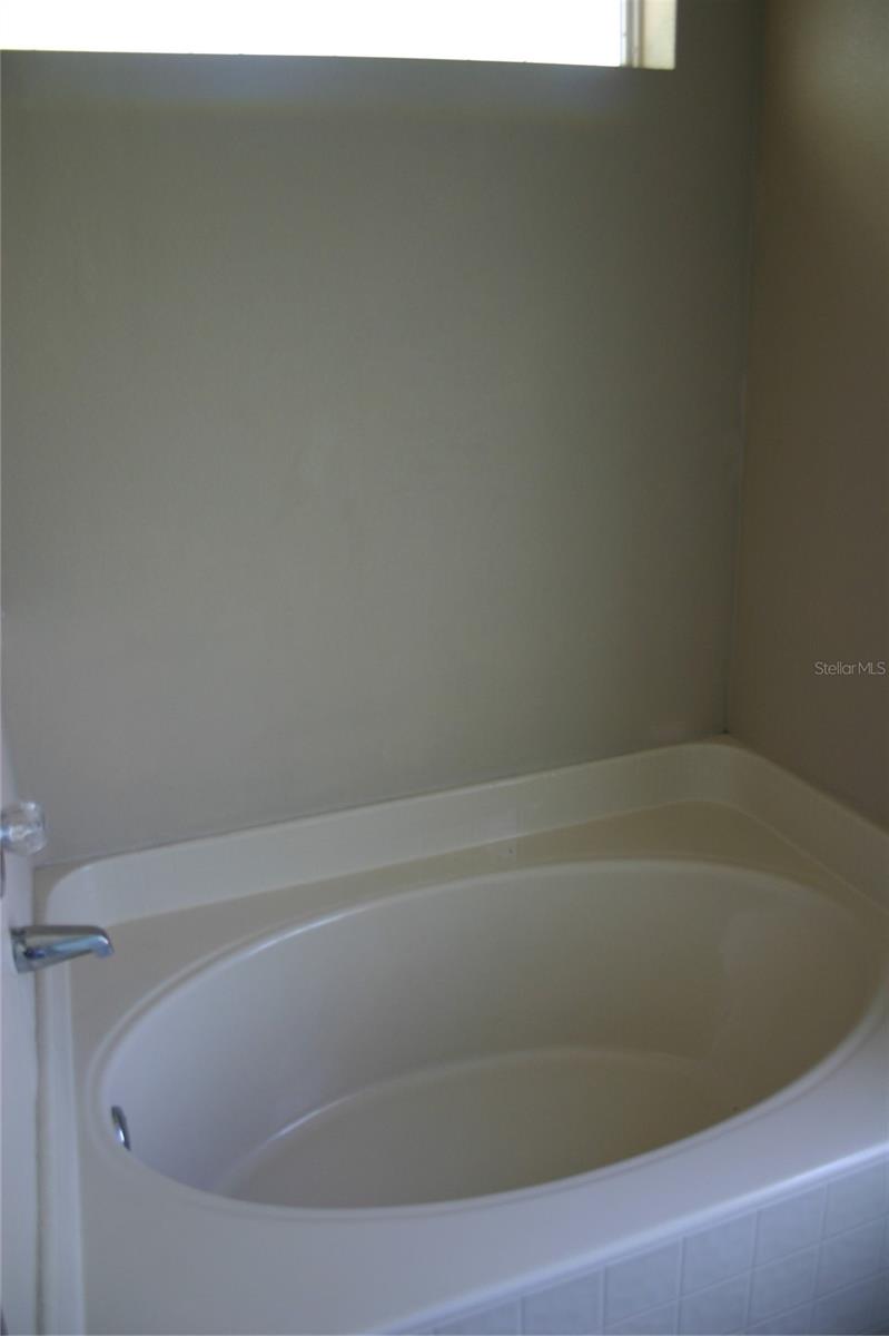 18 BURTON PL, PALM COAST, FL, 32137