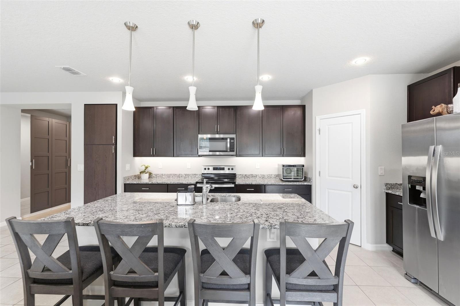 38905 HARLOW ROSE DR, ZEPHYRHILLS, FL, 33540