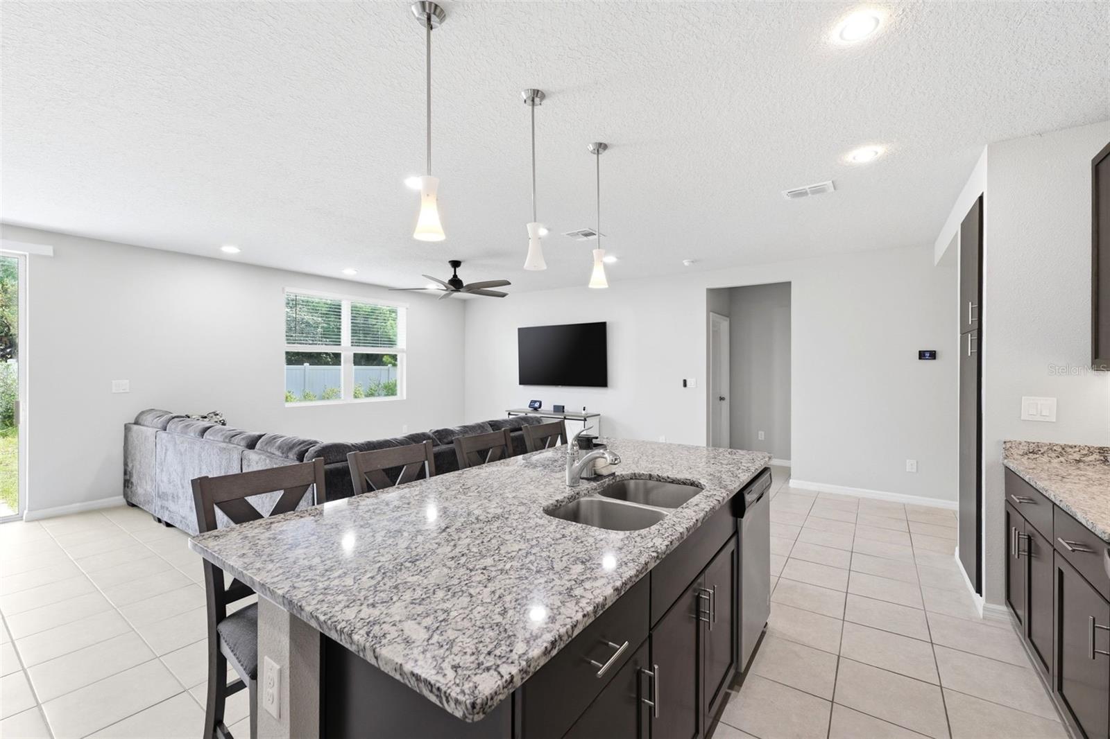 38905 HARLOW ROSE DR, ZEPHYRHILLS, FL, 33540