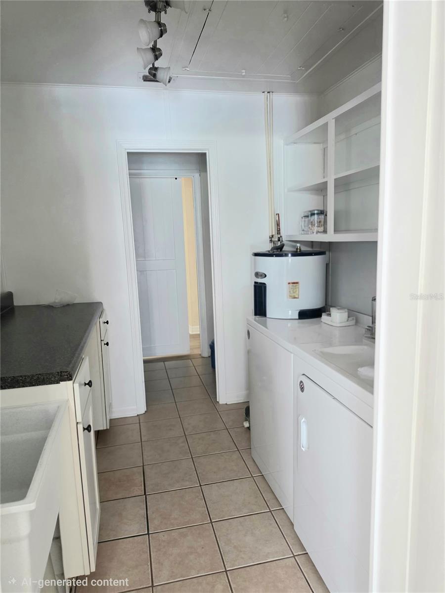 100 ALACHUA DR, WINTER HAVEN, FL, 33884