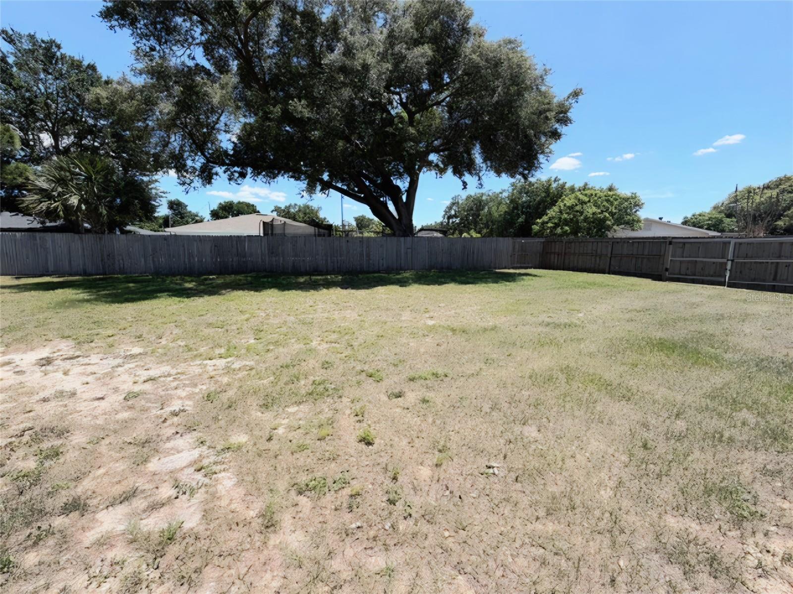 100 ALACHUA DR, WINTER HAVEN, FL, 33884