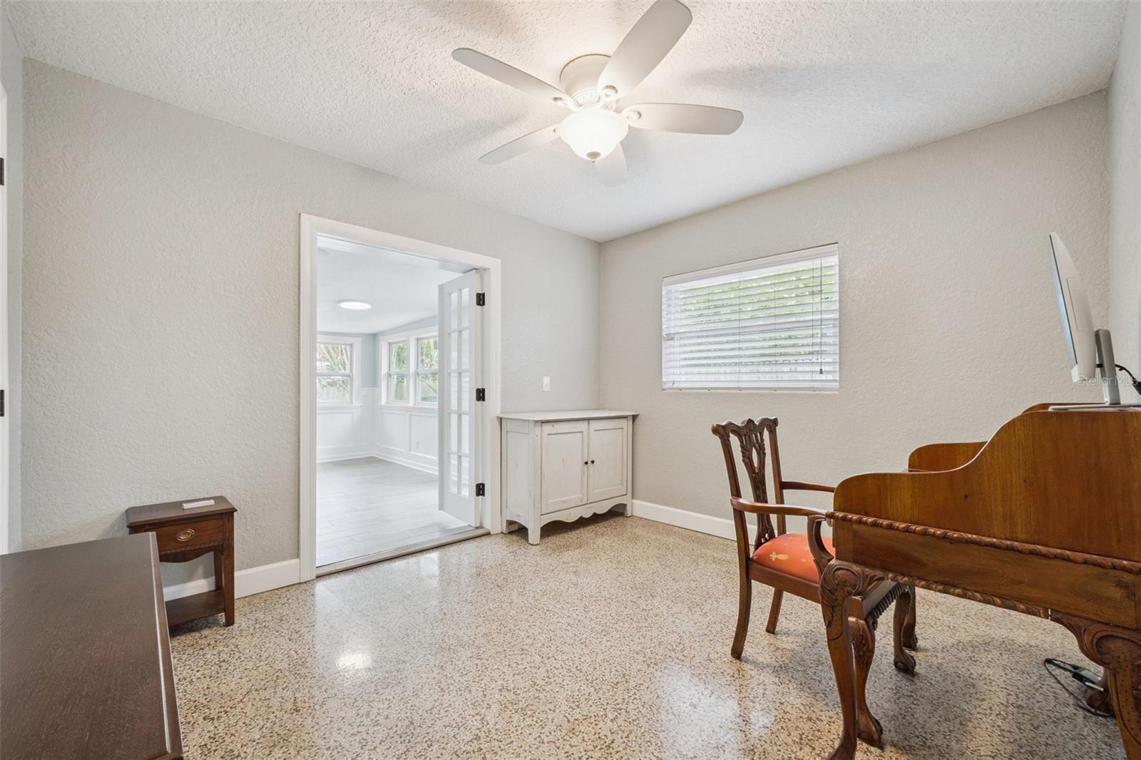 2513 MUSSELWHITE AVE, ORLANDO, FL, 32804
