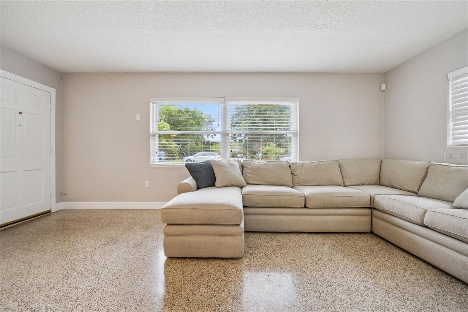 2513 MUSSELWHITE AVE, ORLANDO, FL, 32804