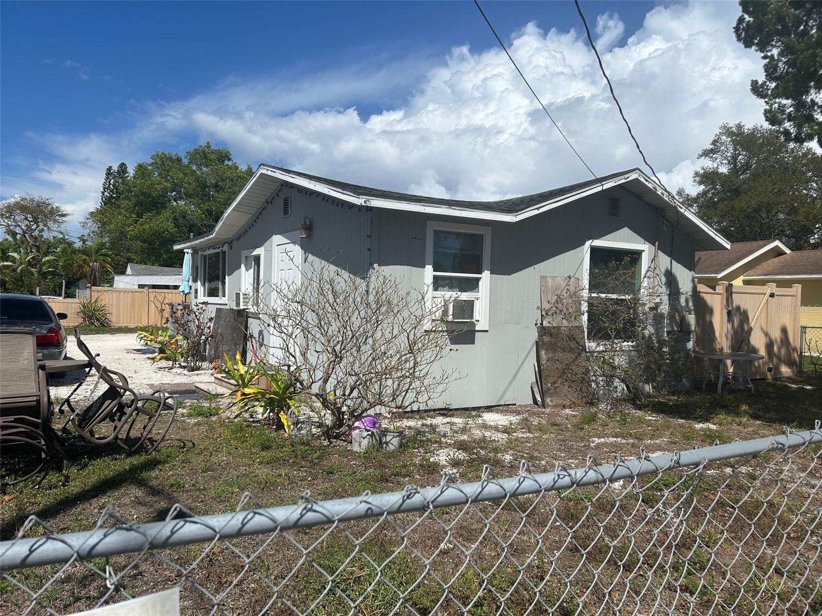 2411 6TH ST E, BRADENTON, FL, 34208