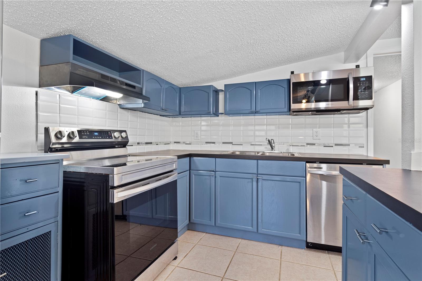 3411 NE 52ND AVE, SILVER SPRINGS, FL, 34488