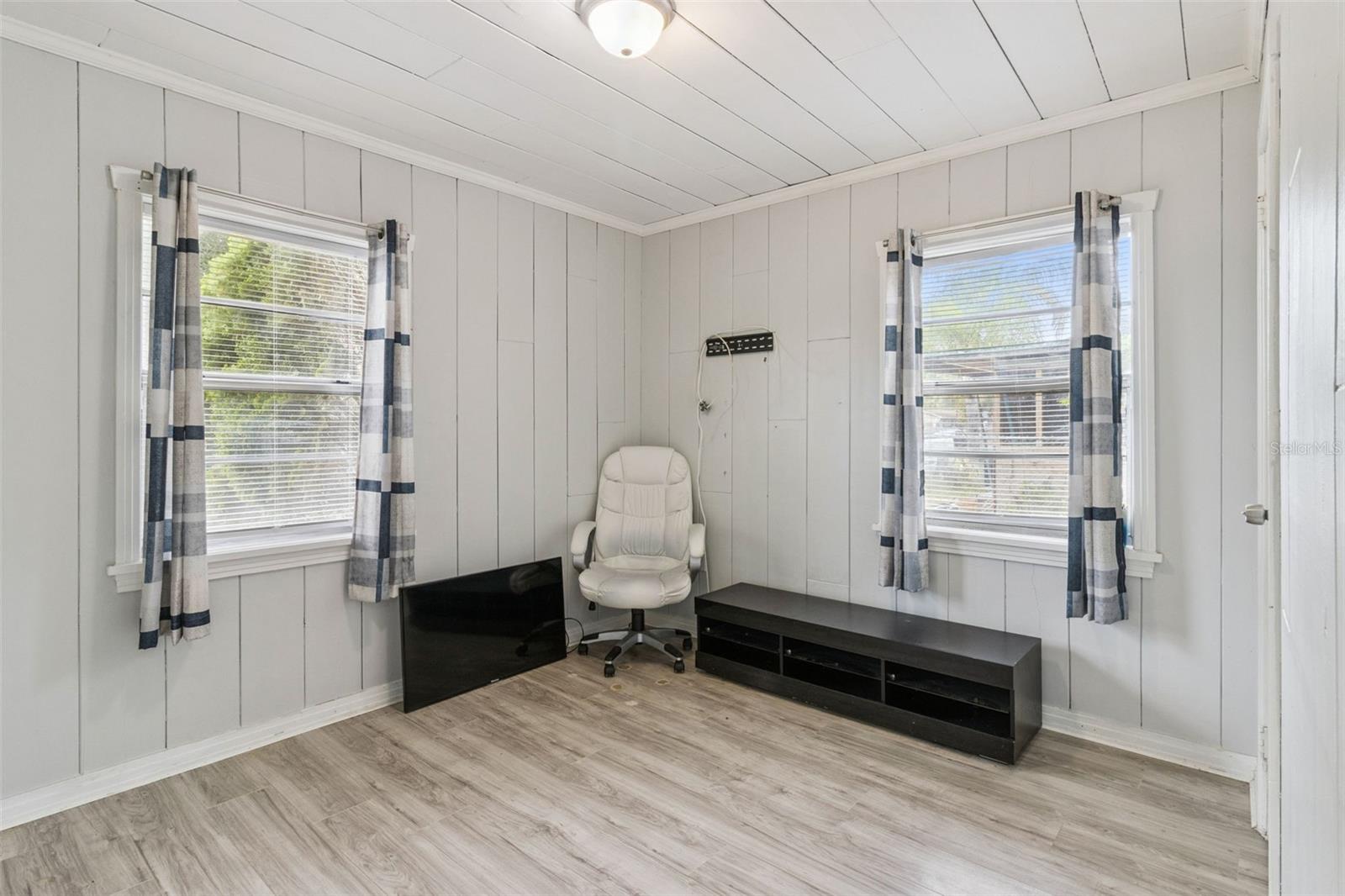 3323 AVENUE J NW, WINTER HAVEN, FL, 33881