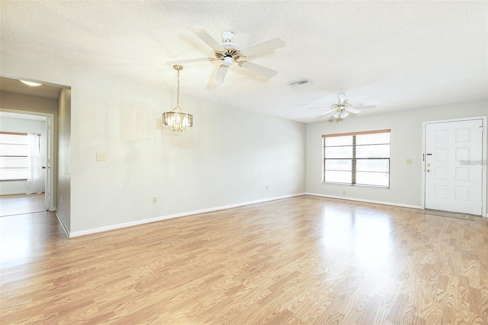 13608 S VILLAGE DR #7204, TAMPA, FL, 33618