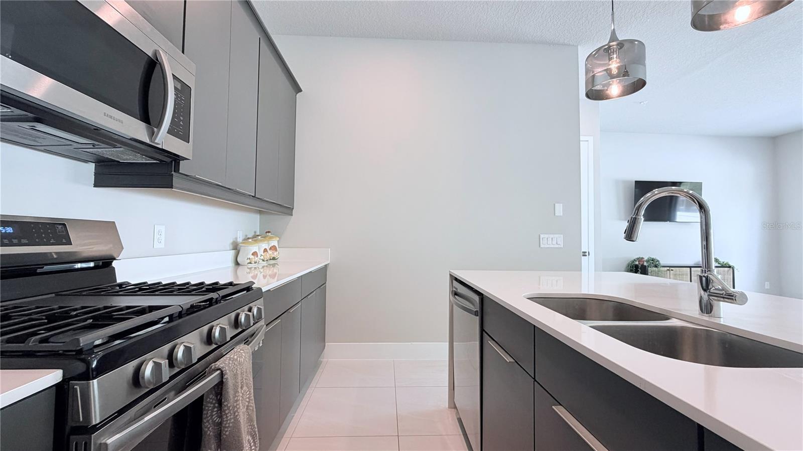 7760 SANDY RIDGE DR #116, REUNION, FL, 34747