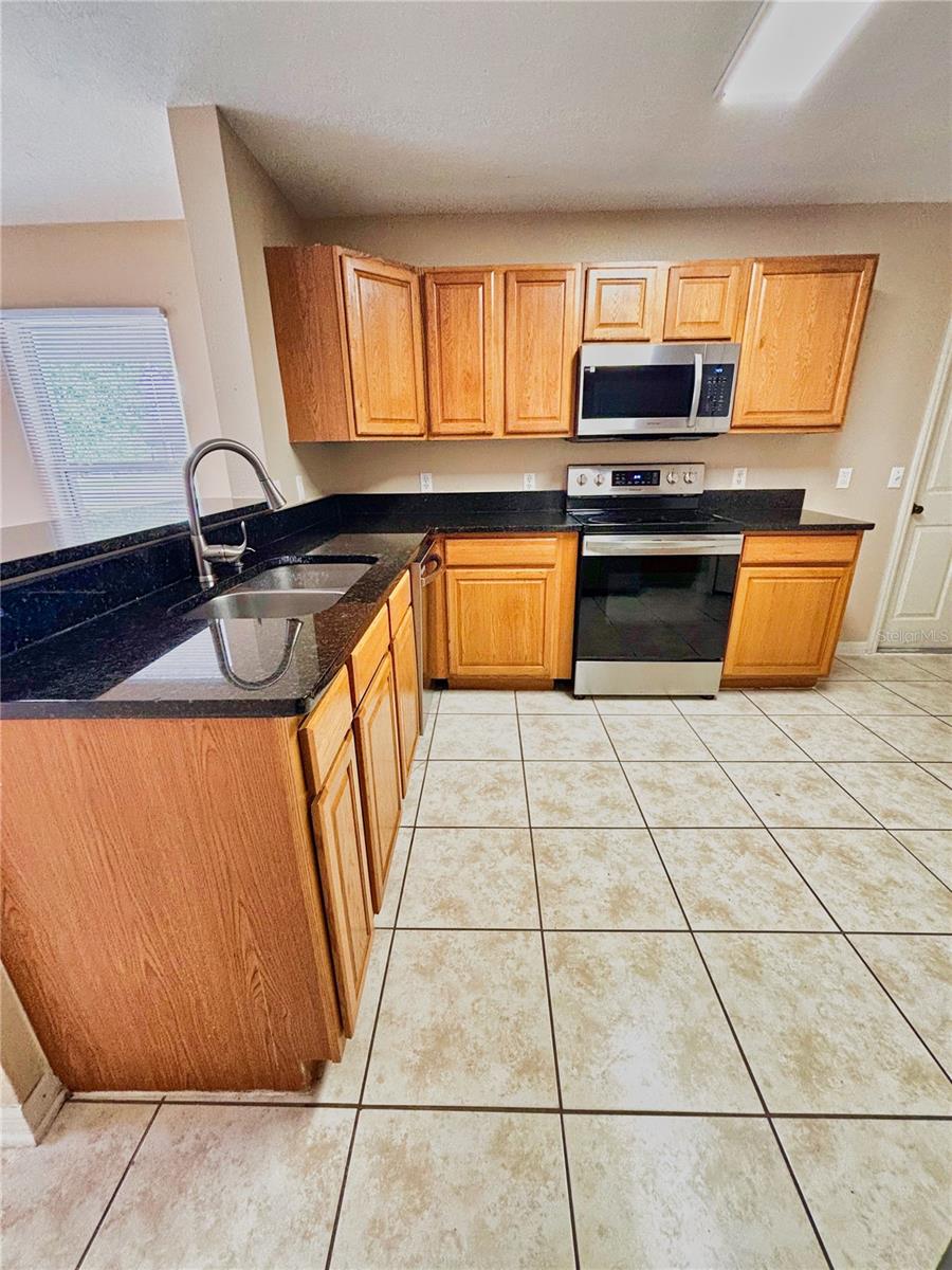516 ALBATROSS DR, KISSIMMEE, FL, 34759