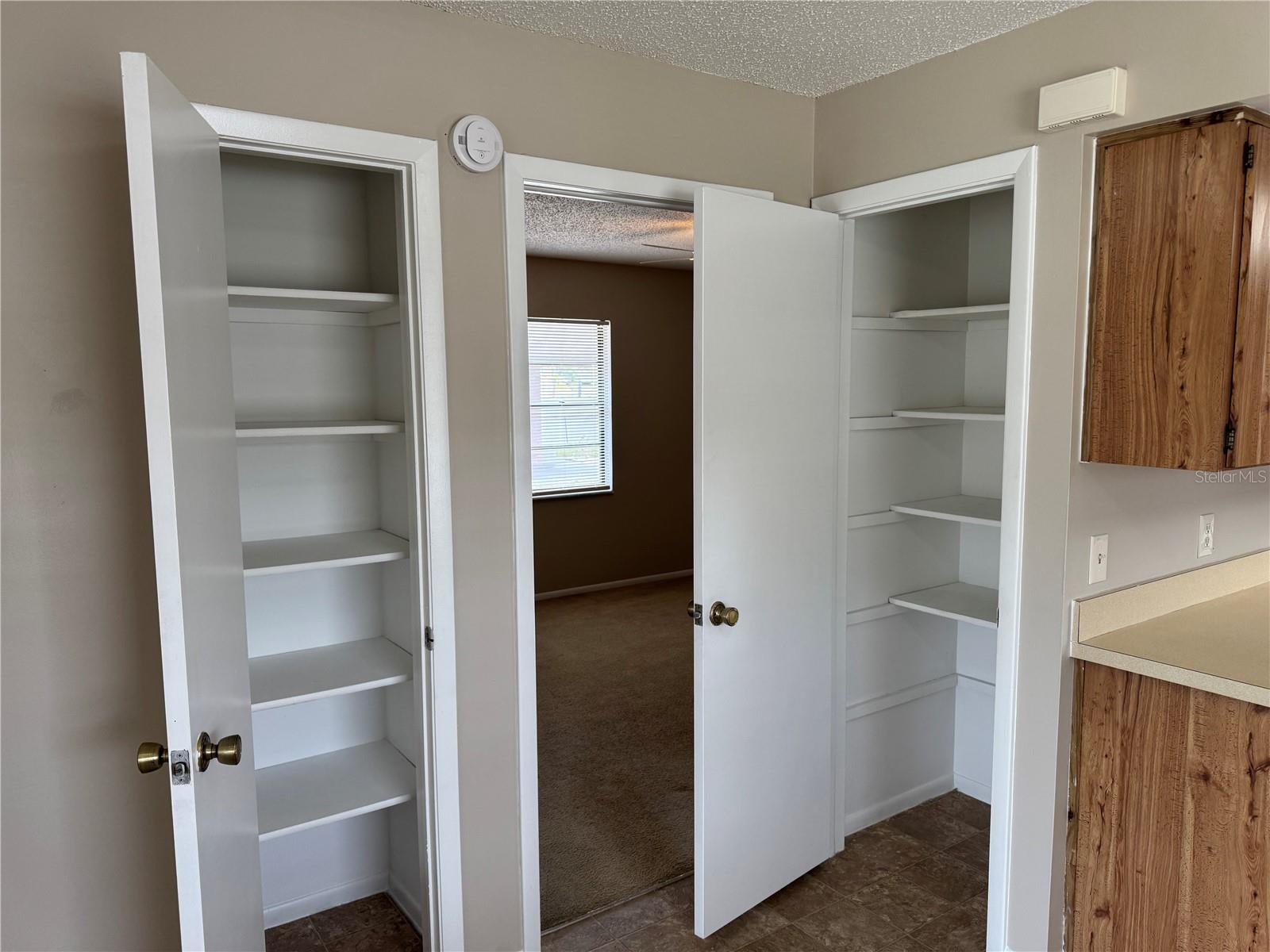 701 KINGS COVE CT, ORLANDO, FL, 32807