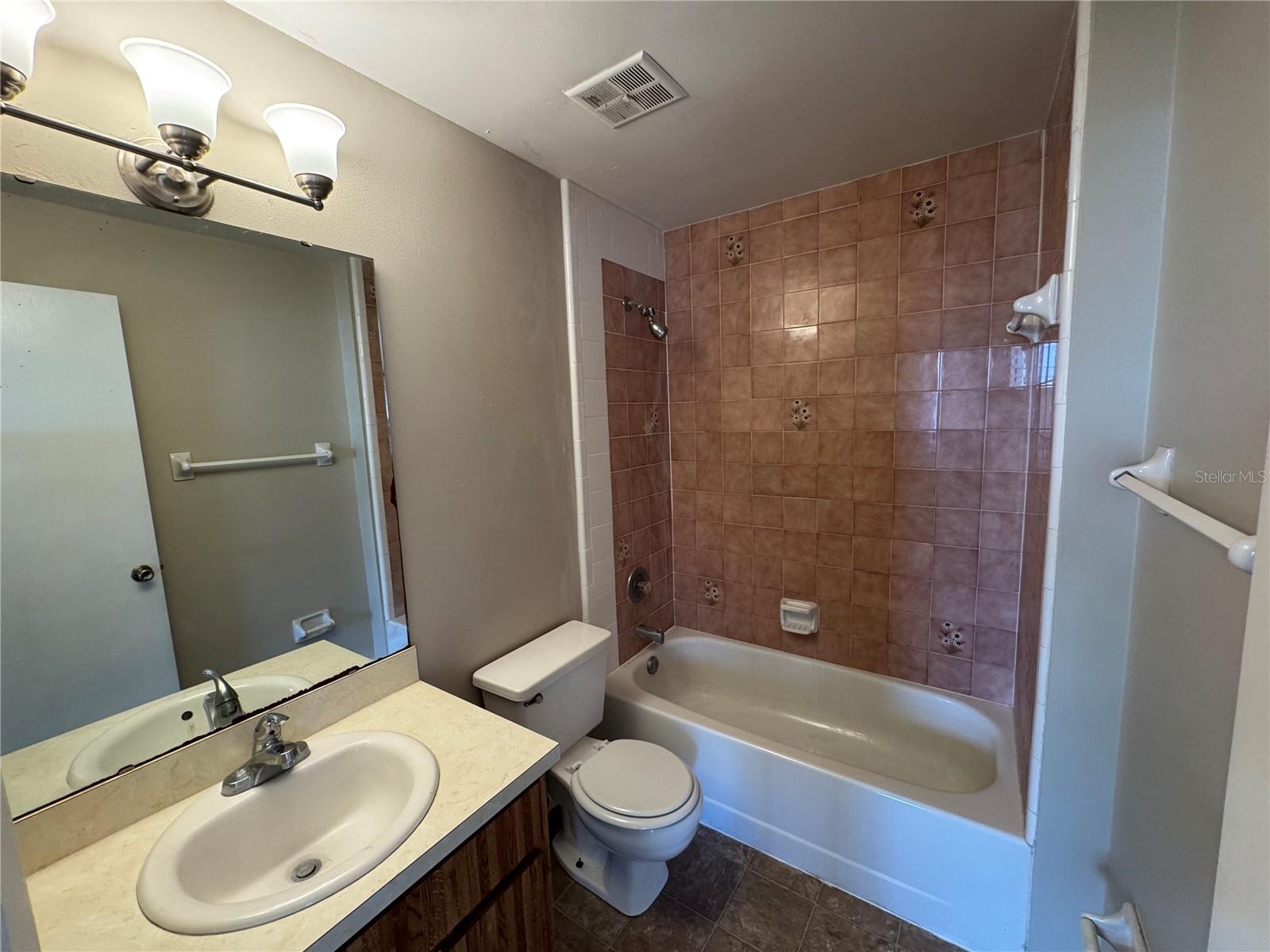 701 KINGS COVE CT, ORLANDO, FL, 32807