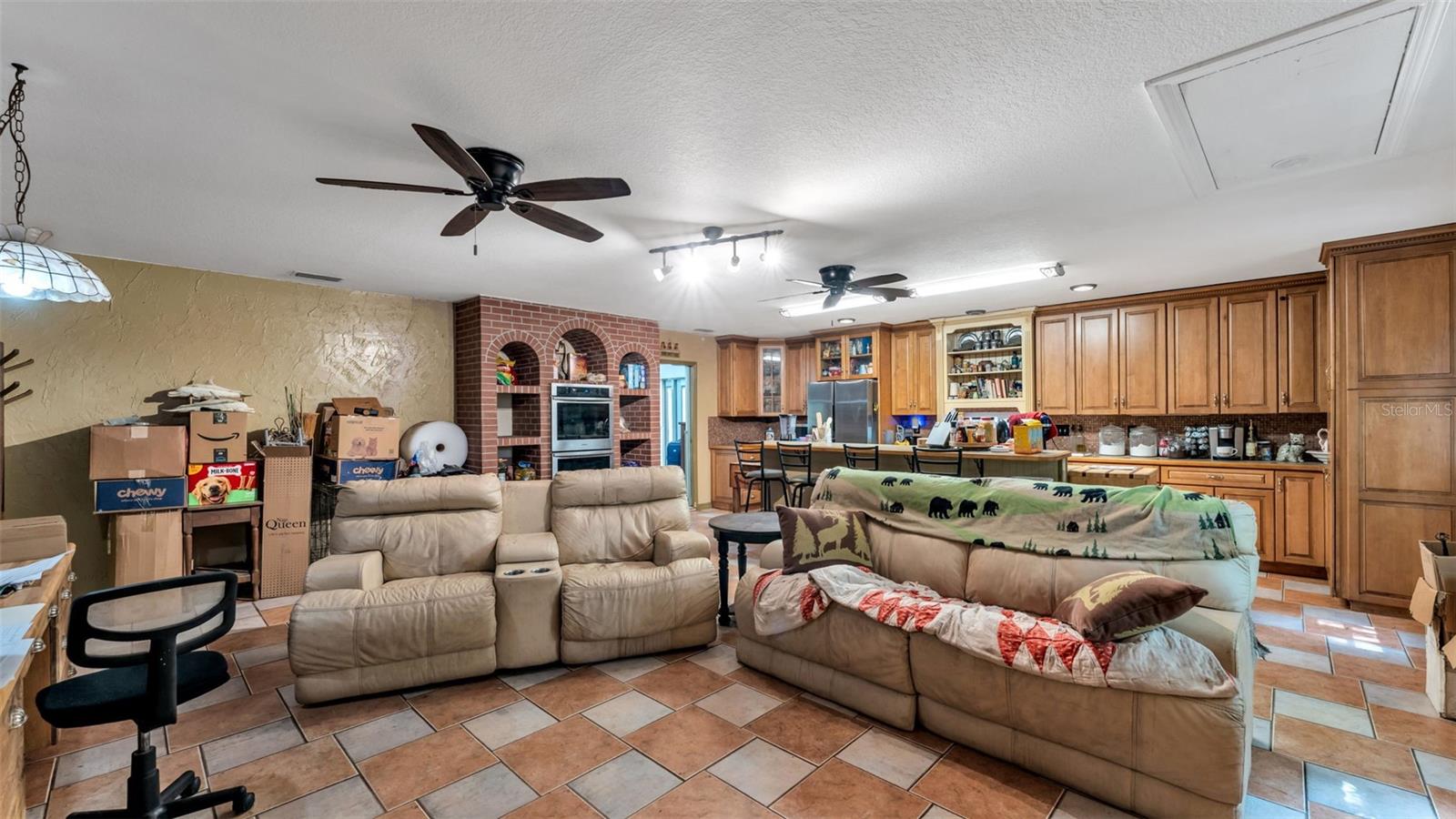 1121 OLD POLK CITY RD SW, LAKELAND, FL, 33809