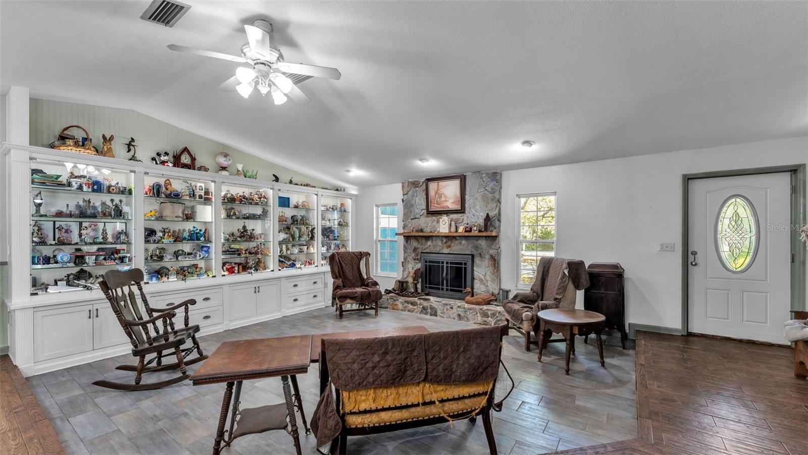 1121 OLD POLK CITY RD SW, LAKELAND, FL, 33809