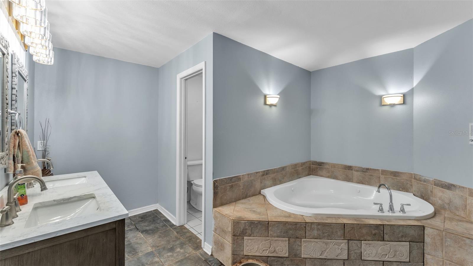 1121 OLD POLK CITY RD SW, LAKELAND, FL, 33809