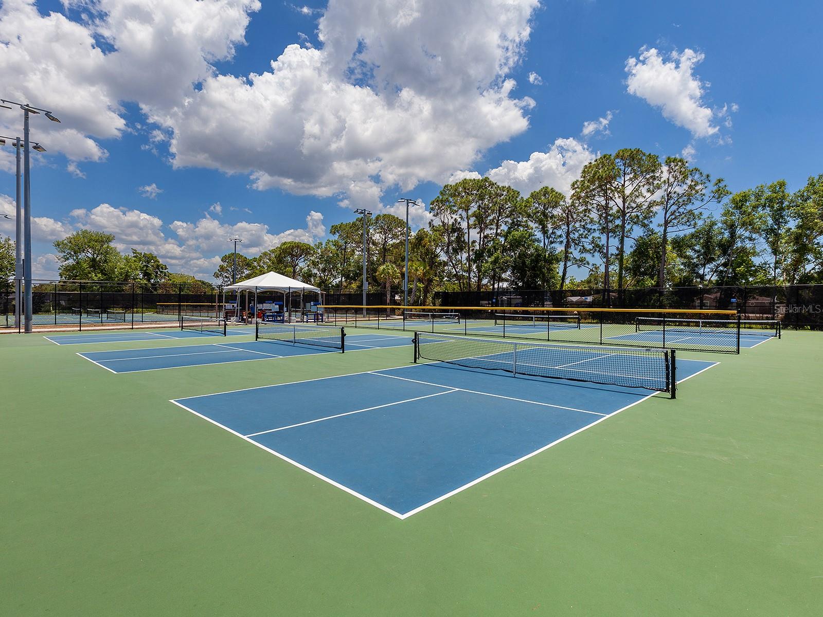 3049 WOOD ST, SARASOTA, FL, 34237