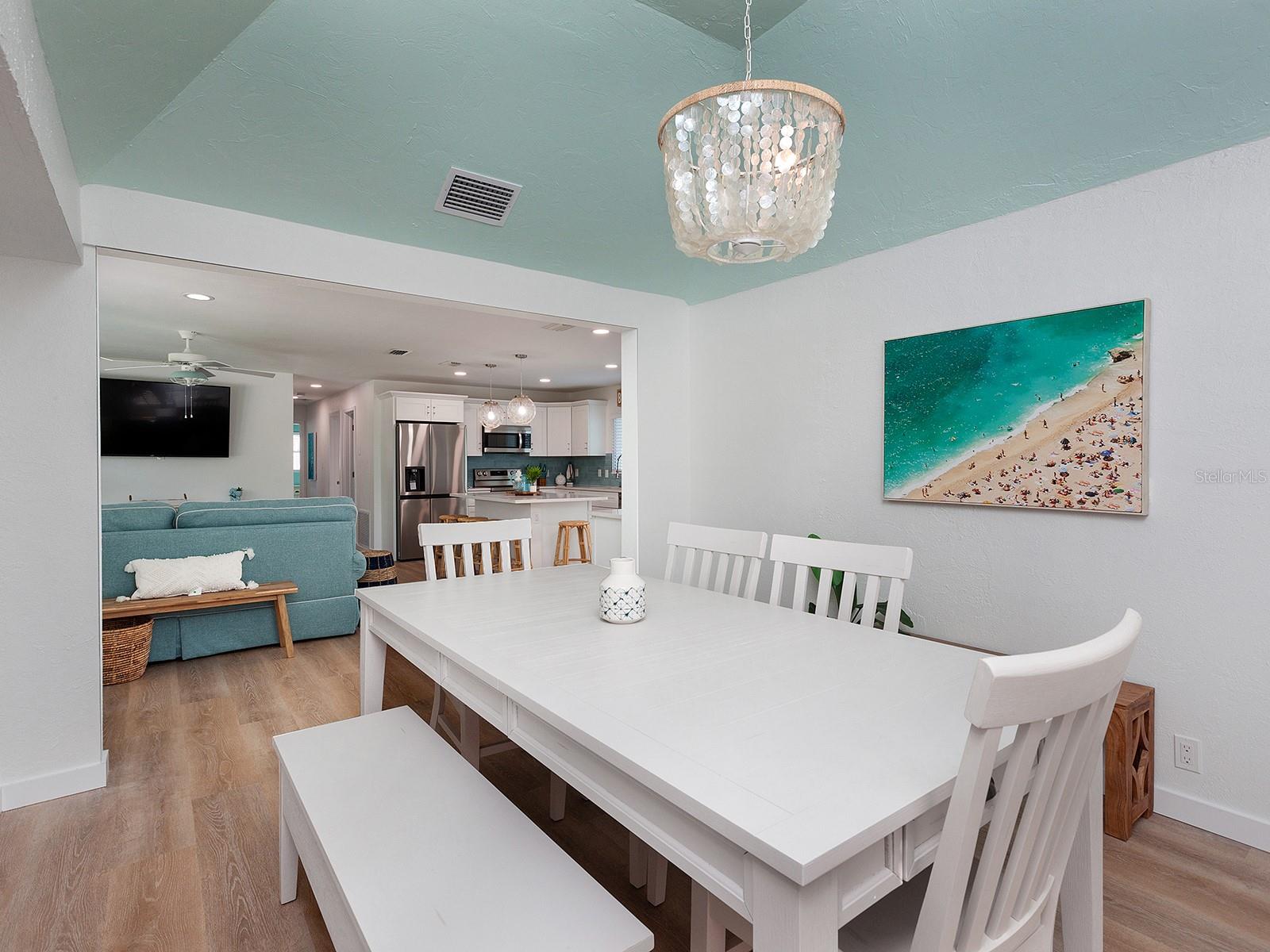 3049 WOOD ST, SARASOTA, FL, 34237