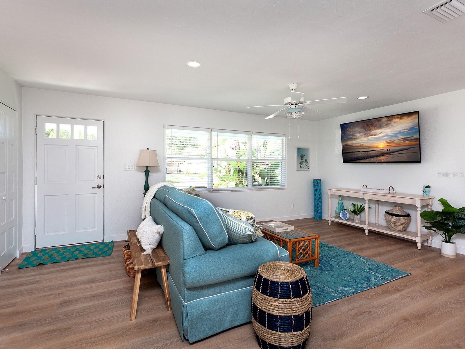 3049 WOOD ST, SARASOTA, FL, 34237