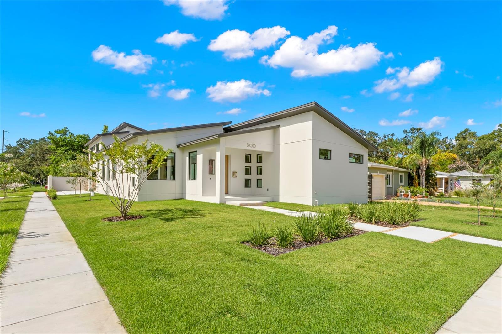 150 51ST ST N, ST PETERSBURG, FL, 33710