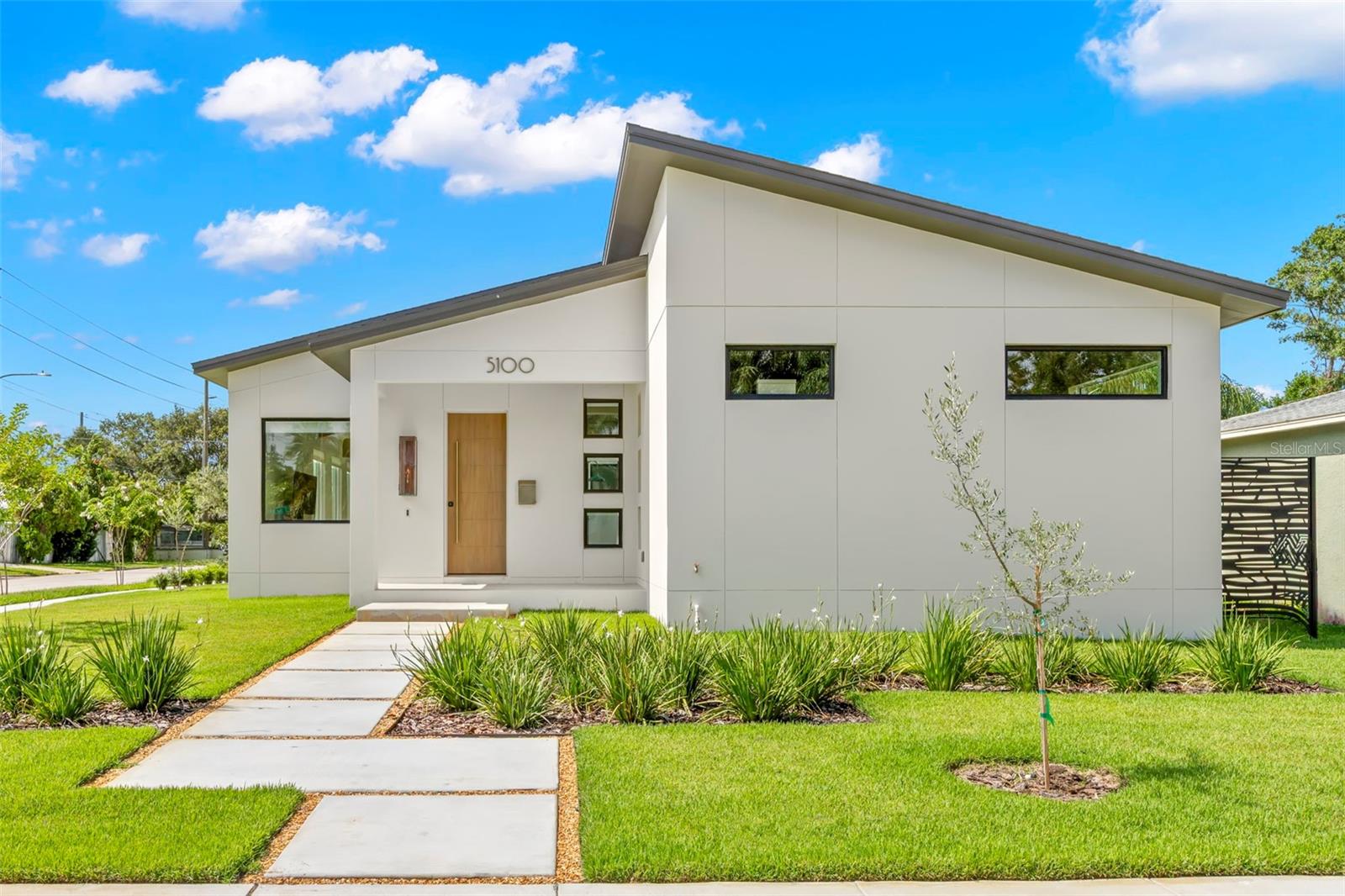150 51ST ST N, ST PETERSBURG, FL, 33710